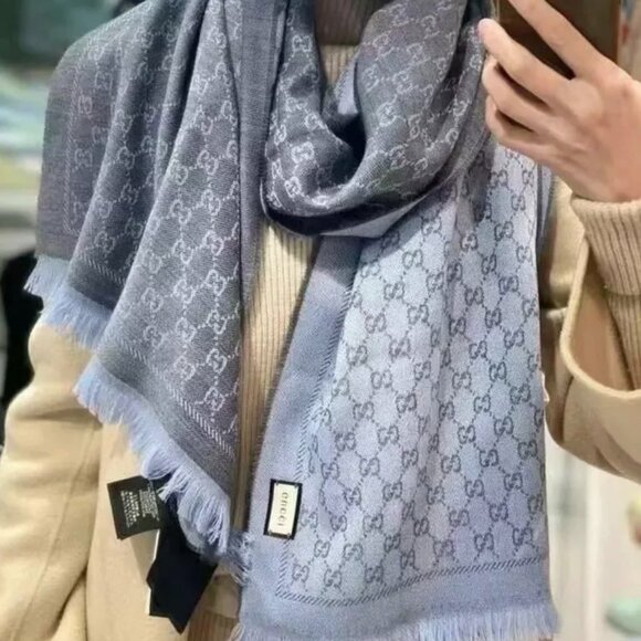 NEW GUCCI Grey Blue Wool GG Monogram Reversible Stencil Scarf $520 Authentic - Picture 8 of 12